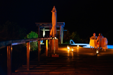 Descubre Buffalo Safari Lodge: El corazón del Parque Nacional Queen Elizabeth, Uganda